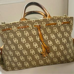 Vintage Dooney And Bourke Handbag